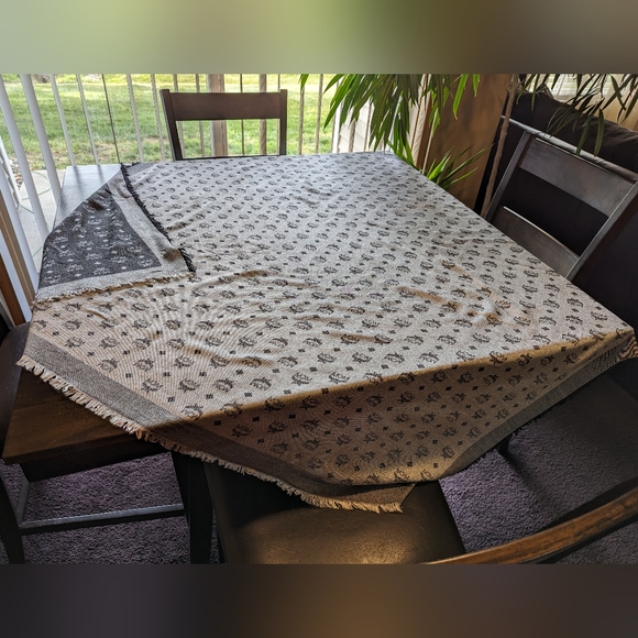 MCM shawl scarf - Picture 12 of 16